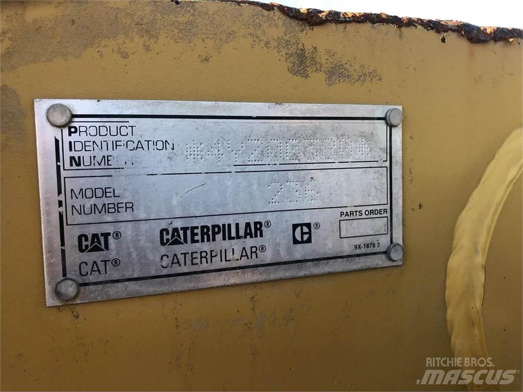CAT 236 Schrankladers