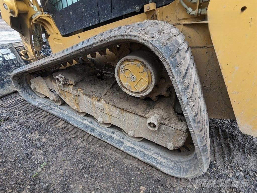 CAT 239D3 Schrankladers
