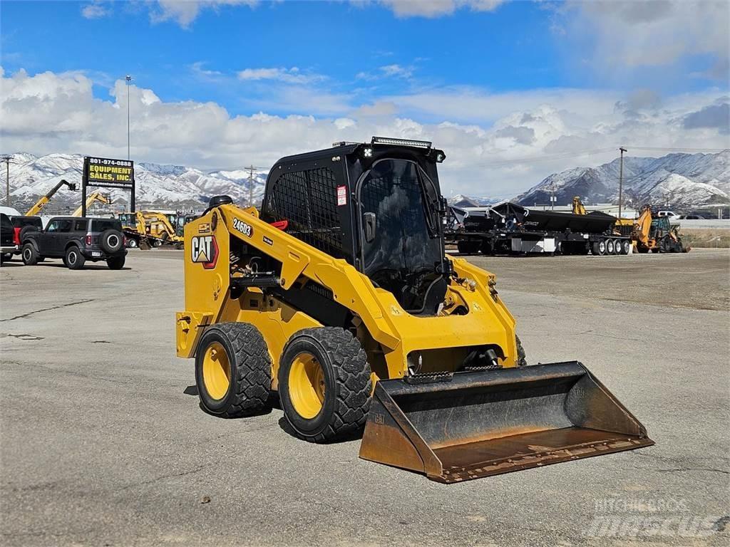CAT 246D3 Schrankladers