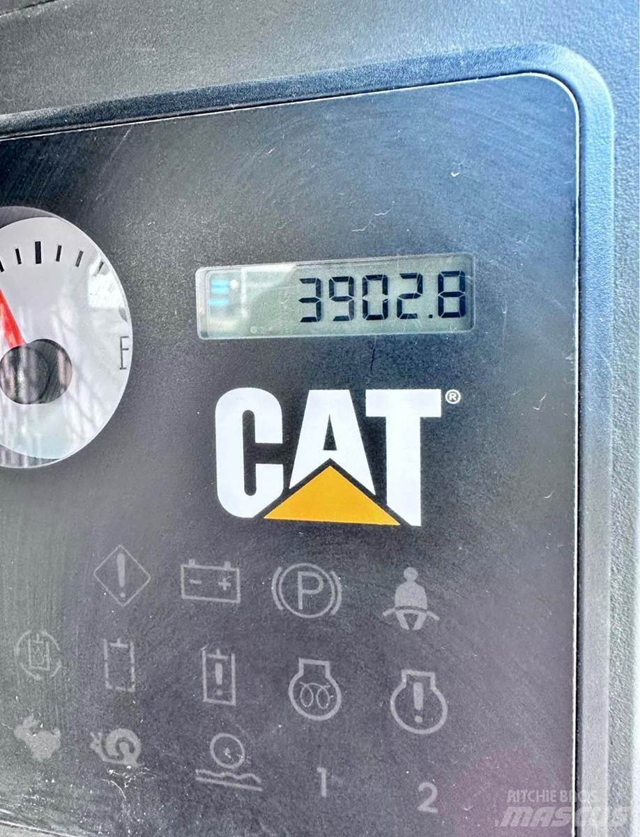CAT 299D Schrankladers