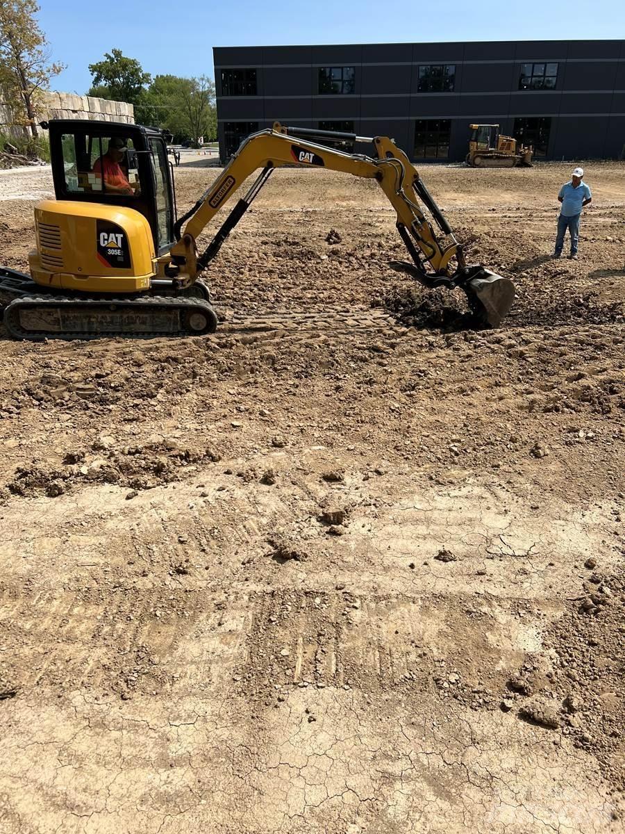 CAT 305 Minigraafmachines < 7t