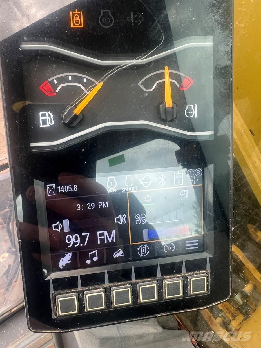 CAT 310 Rupsgraafmachines