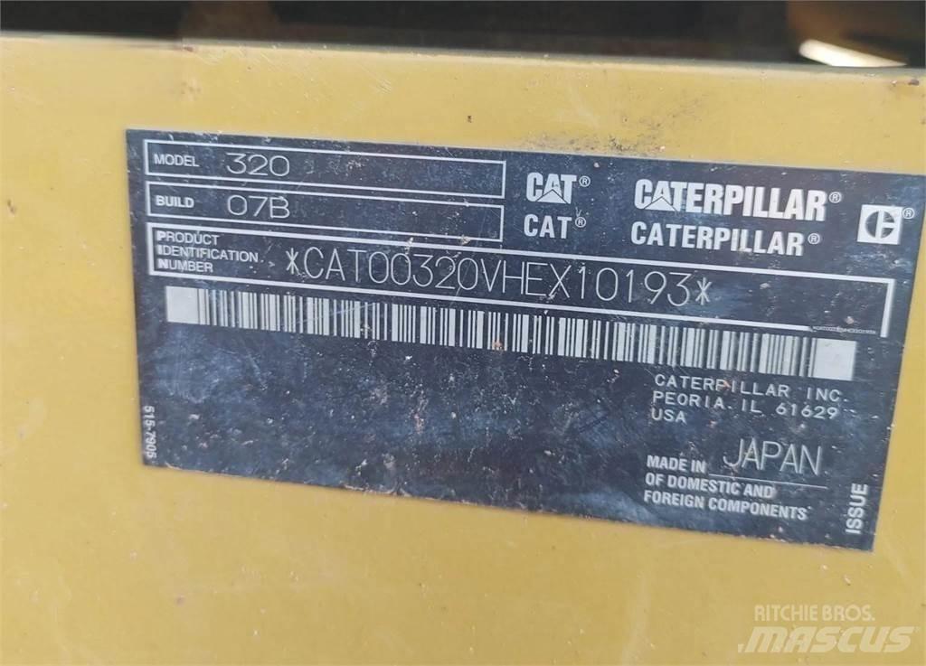 CAT 320 Rupsgraafmachines