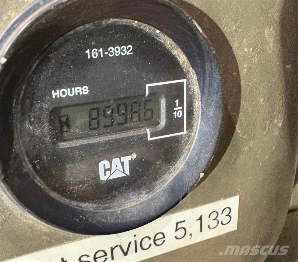 CAT 320DL Rupsgraafmachines