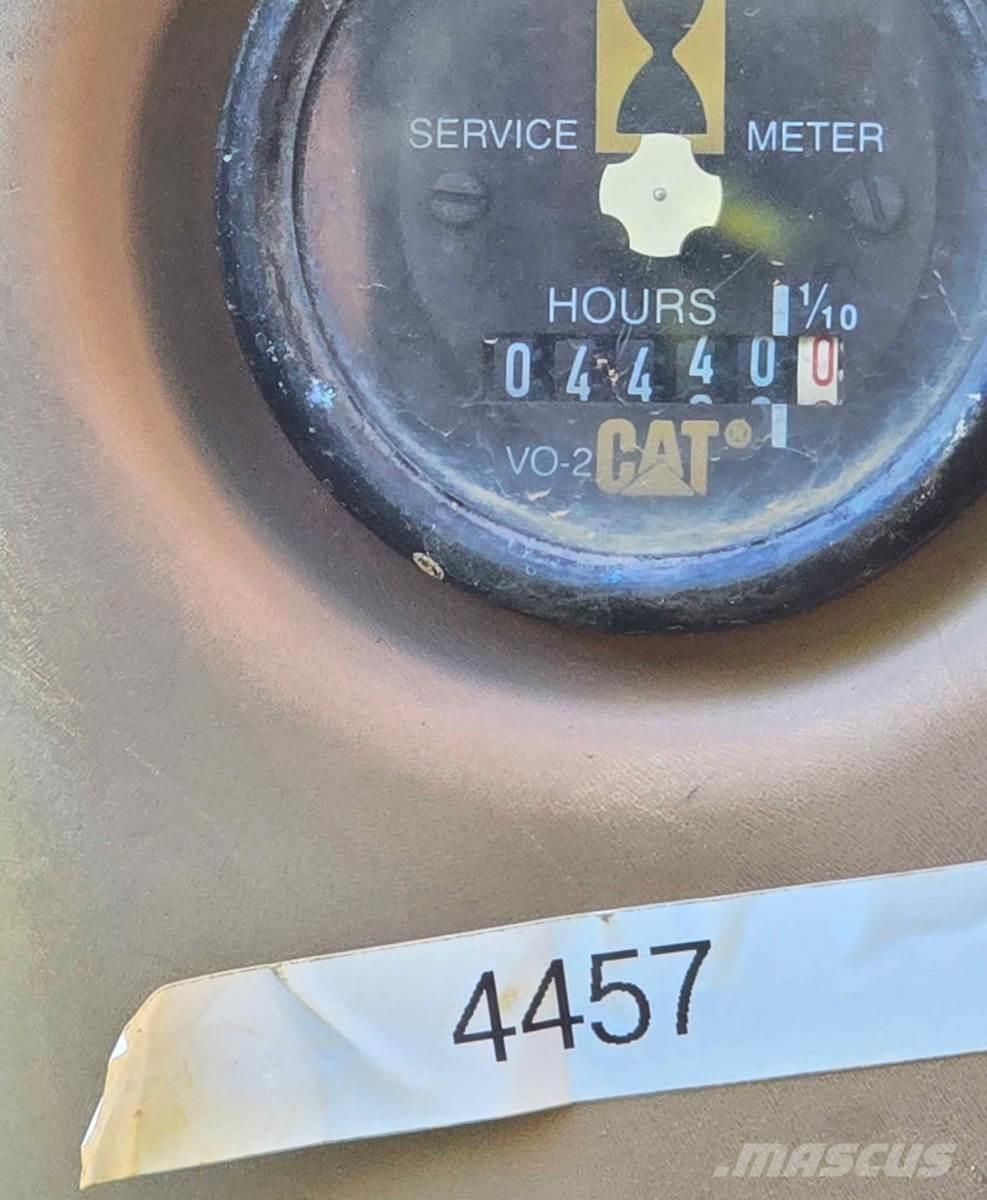 CAT 320L Rupsgraafmachines
