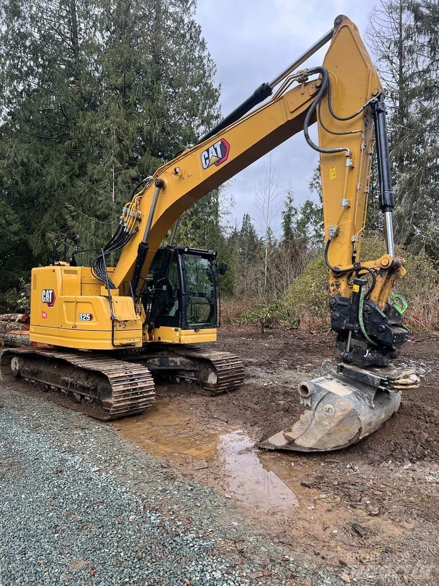 CAT 325 Rupsgraafmachines