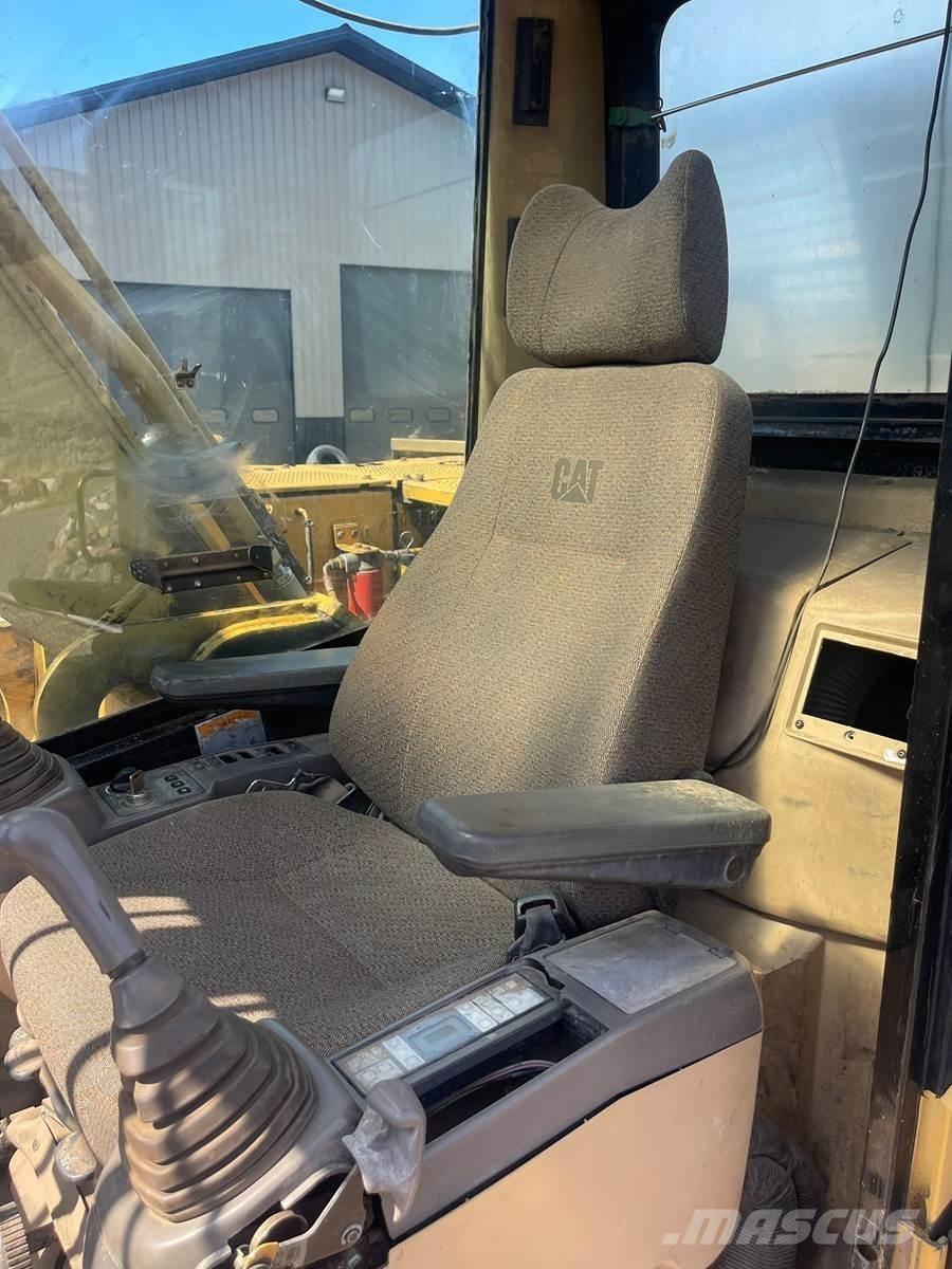 CAT 325BL Rupsgraafmachines