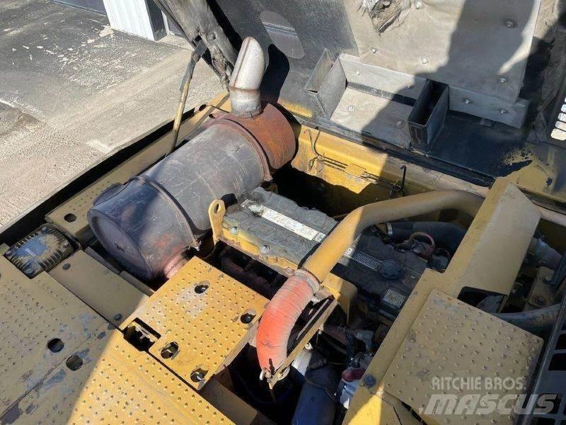 CAT 330D Rupsgraafmachines