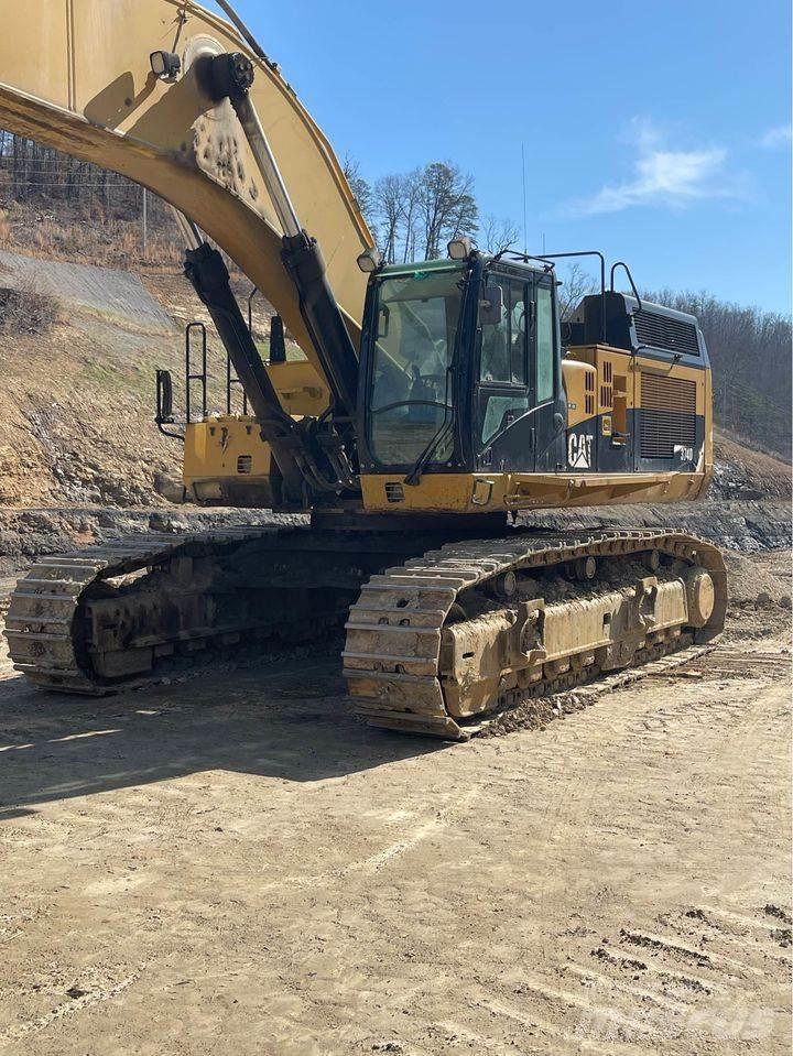 CAT 374DL Rupsgraafmachines