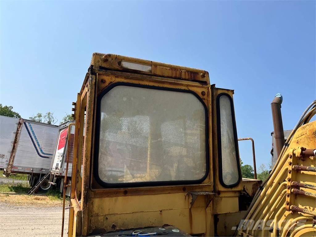CAT 613C Frezen