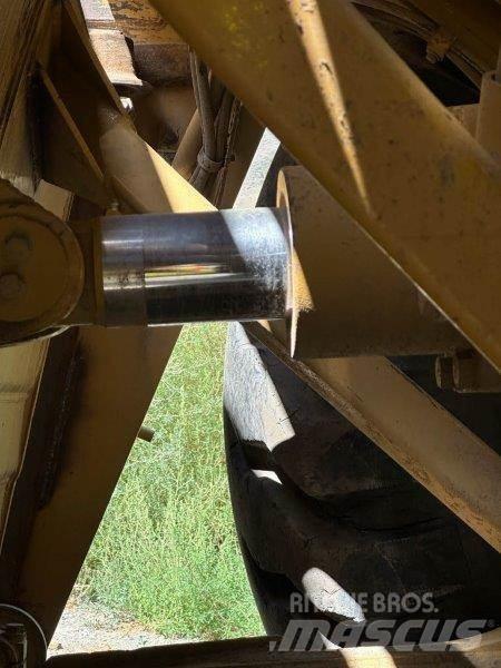 CAT 621G Frezen