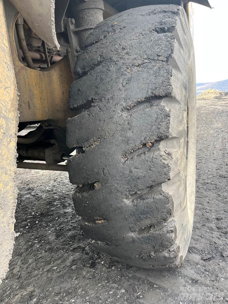 CAT 773B Knik dumptrucks