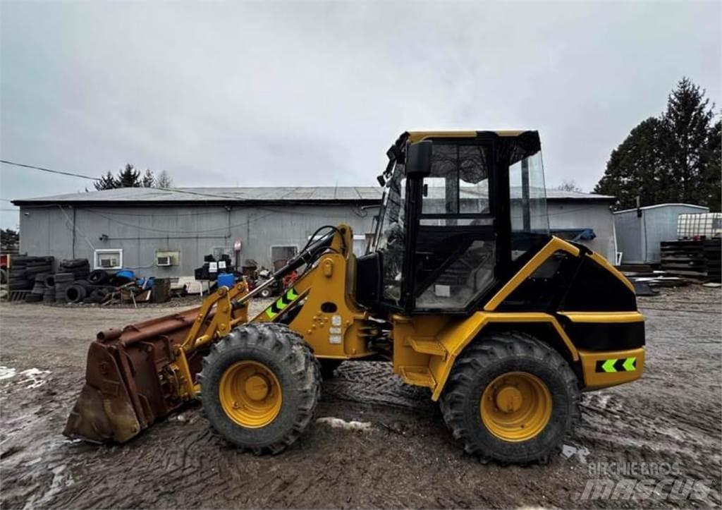 CAT 906 Wielladers