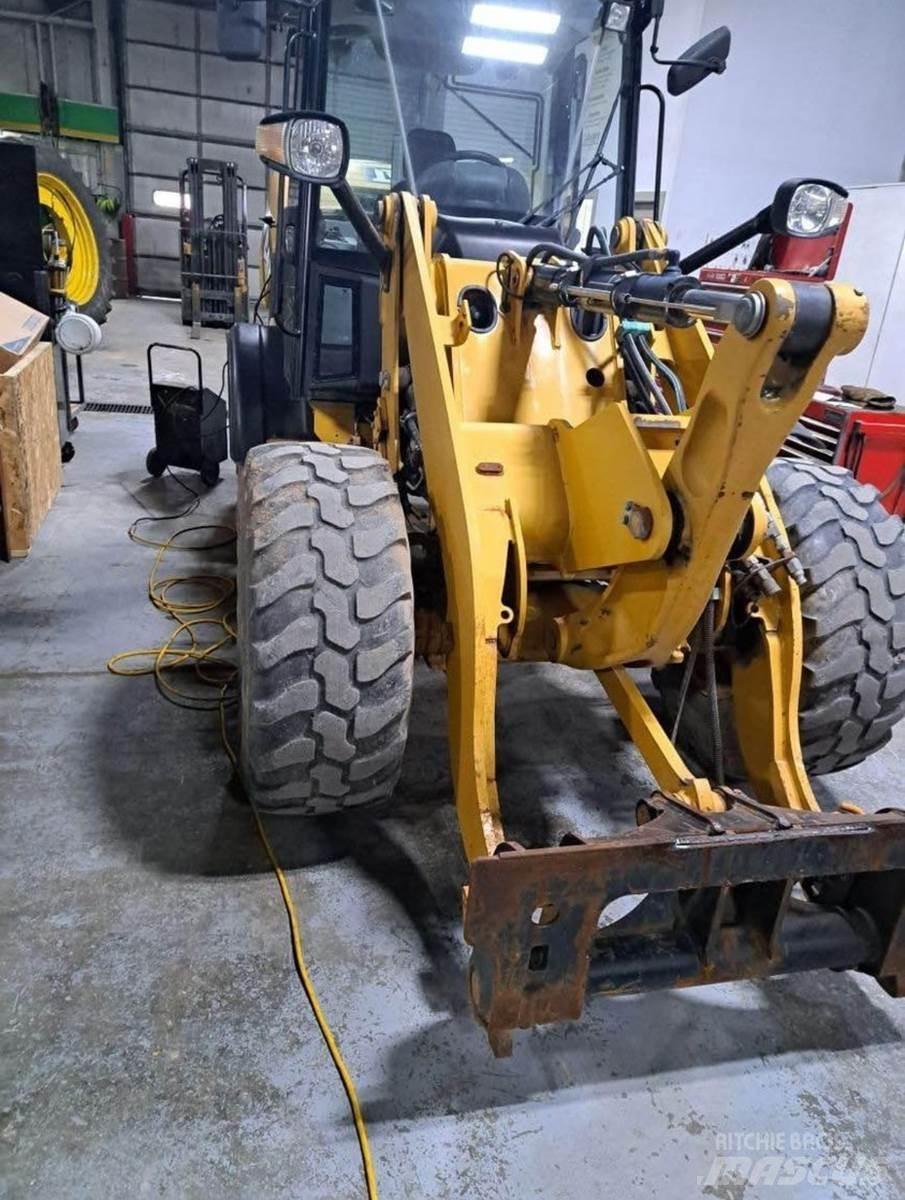 CAT 906H Wielladers