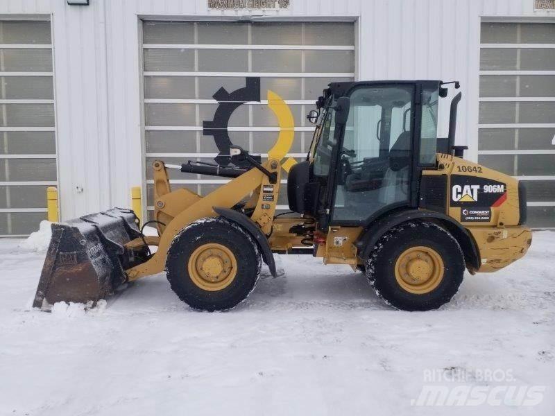 CAT 906M Wielladers