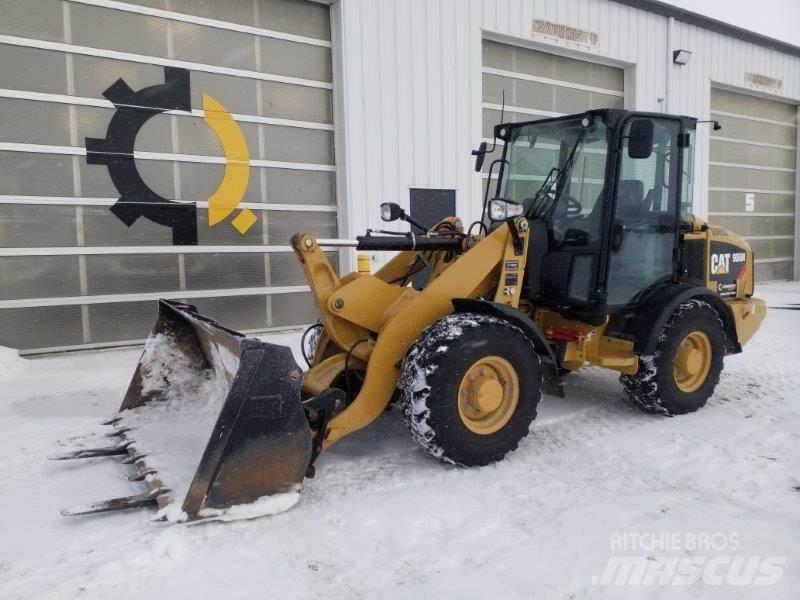 CAT 906M Wielladers