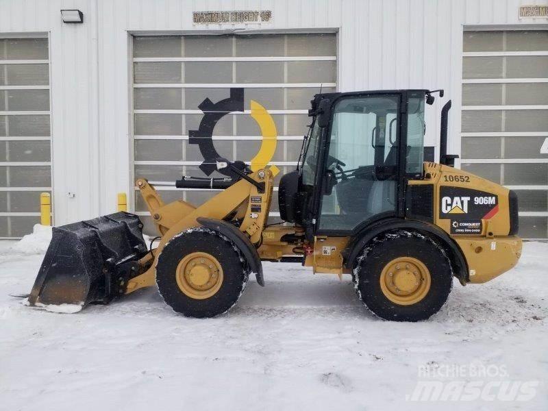 CAT 906M Wielladers