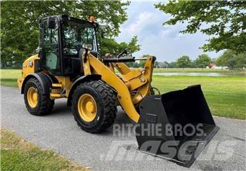 CAT 908M Wielladers