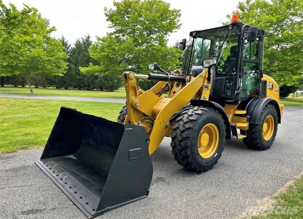 CAT 908M Wielladers