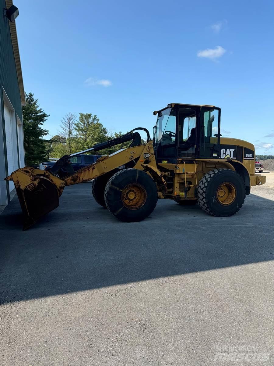 CAT 930G Wielladers