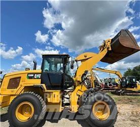 CAT 930M Wielladers
