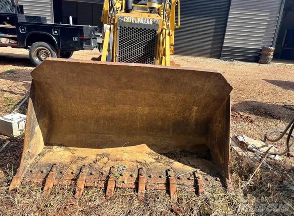 CAT 933C Rupsdozers