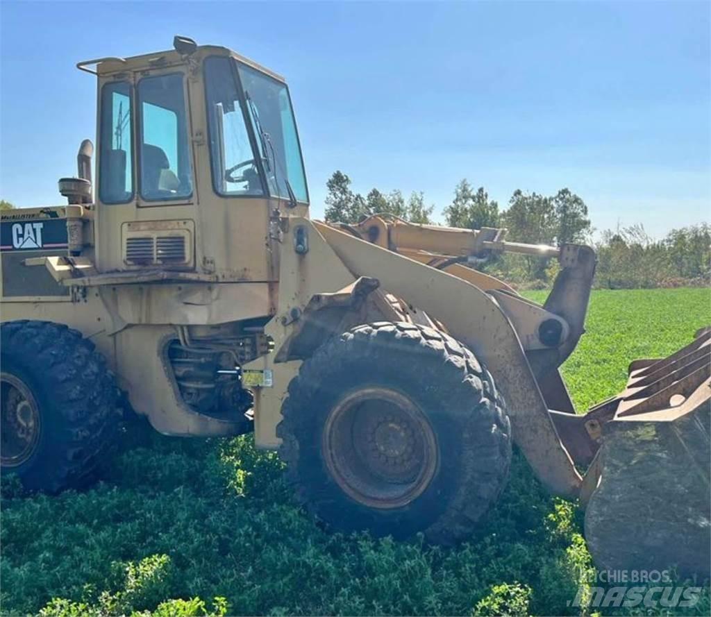 CAT 936F Wielladers