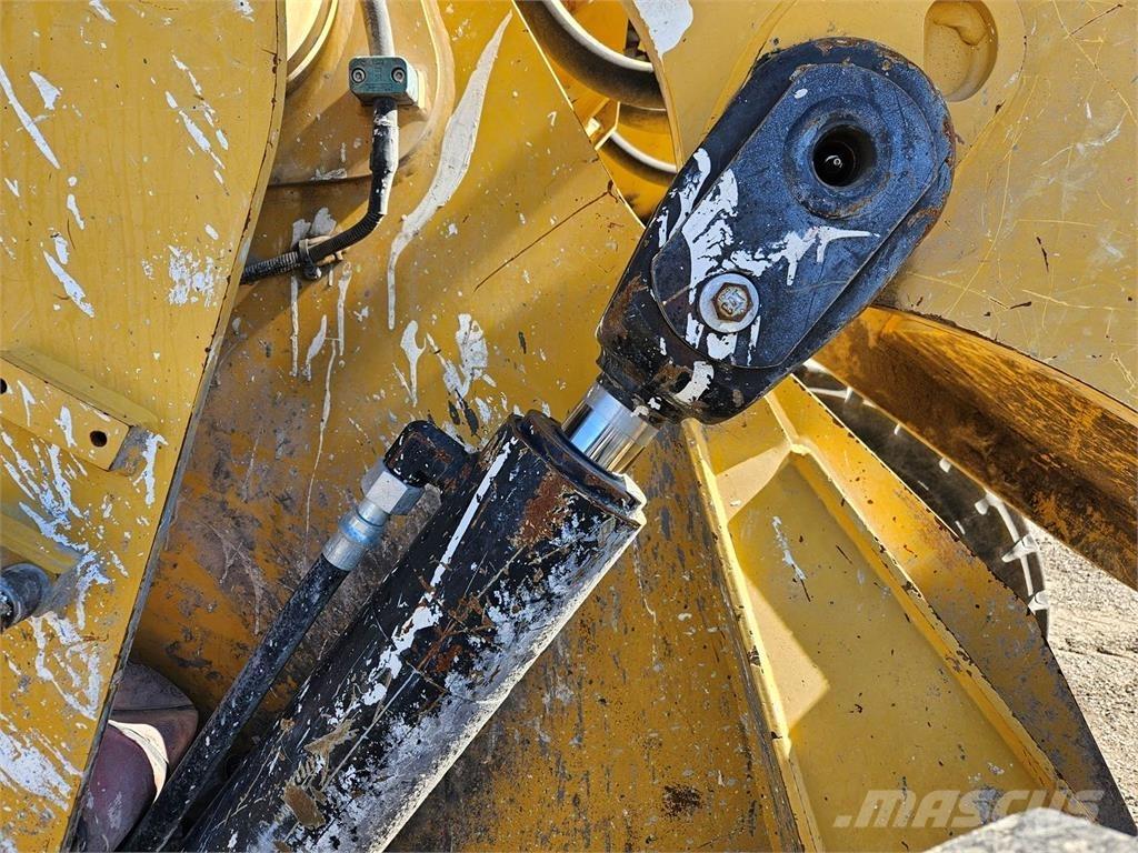 CAT 938M Wielladers