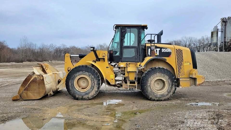 CAT 950M Wielladers
