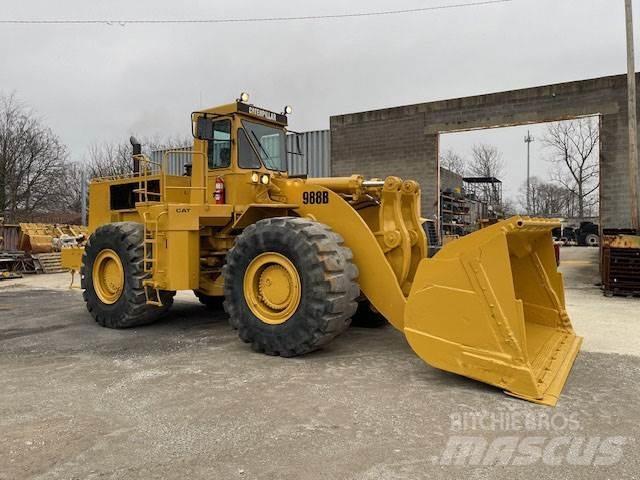 CAT 988B Wielladers