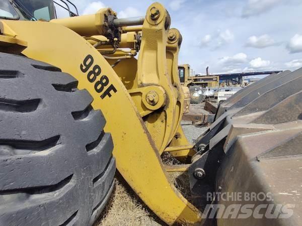 CAT 988F Wielladers