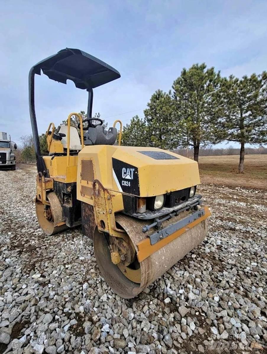 CAT CB24 Trilrolwalsen