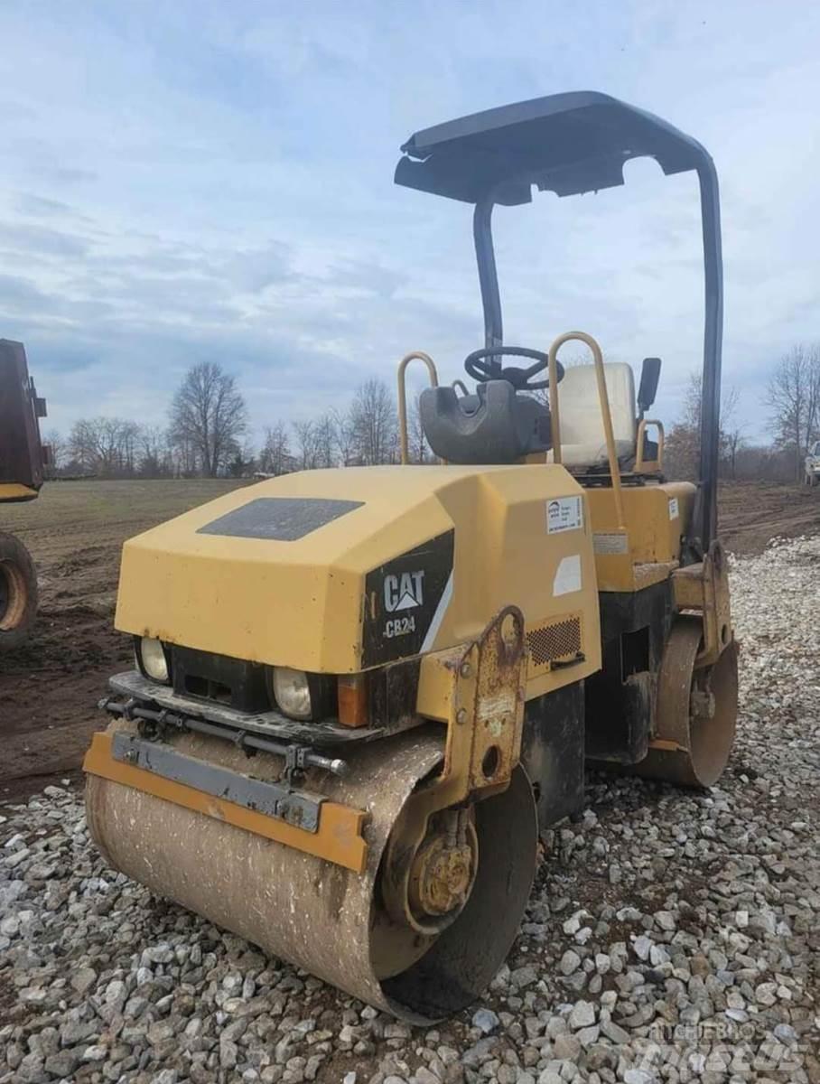 CAT CB24 Trilrolwalsen