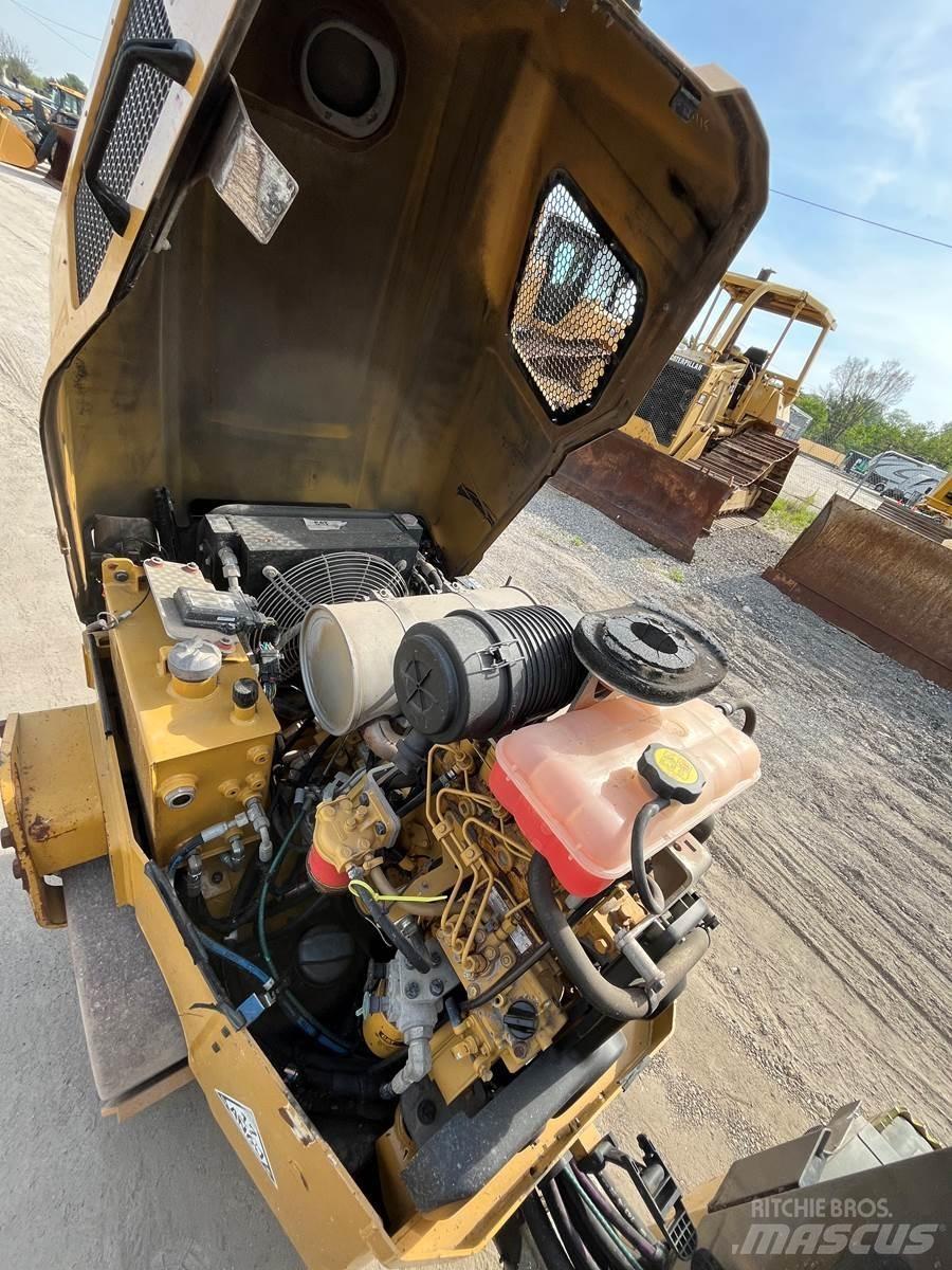 CAT CB24B Trilrolwalsen