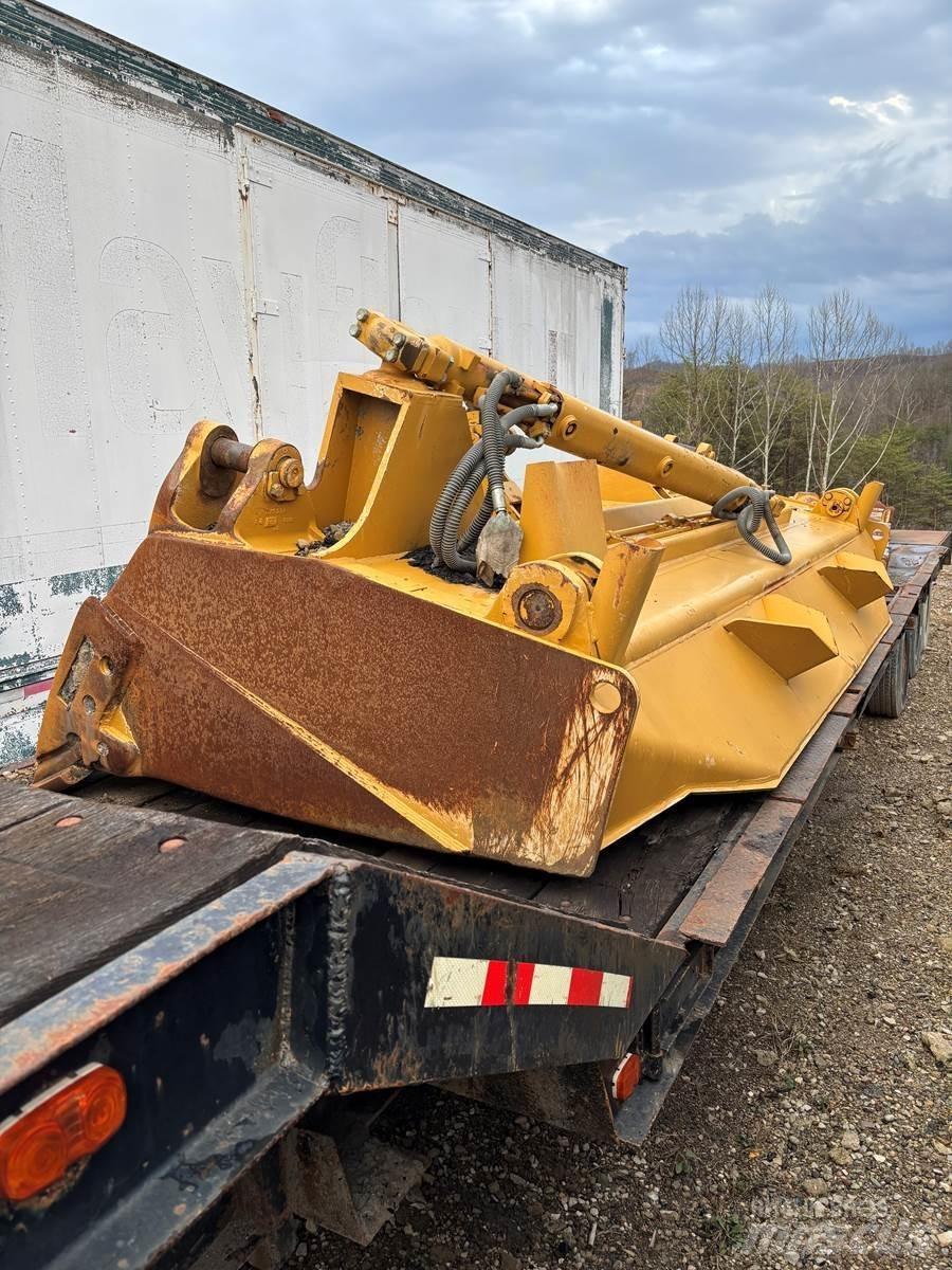 CAT D10R Rupsdozers