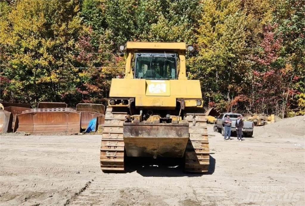 CAT D10T Rupsdozers