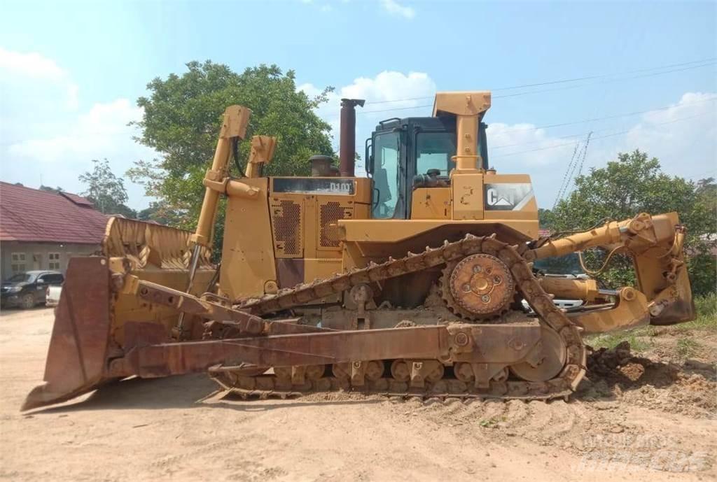CAT D10T Rupsdozers