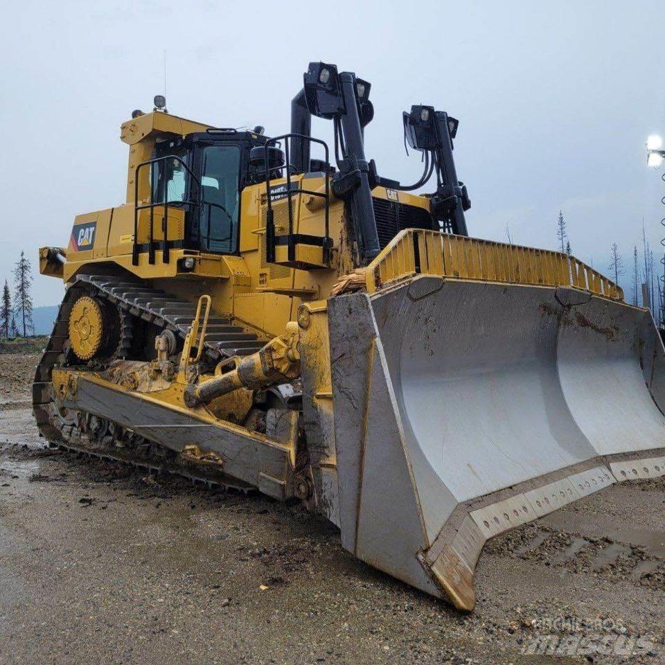CAT D10T Rupsdozers