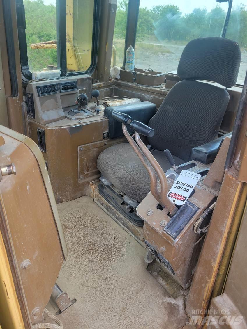 CAT D11N Rupsdozers