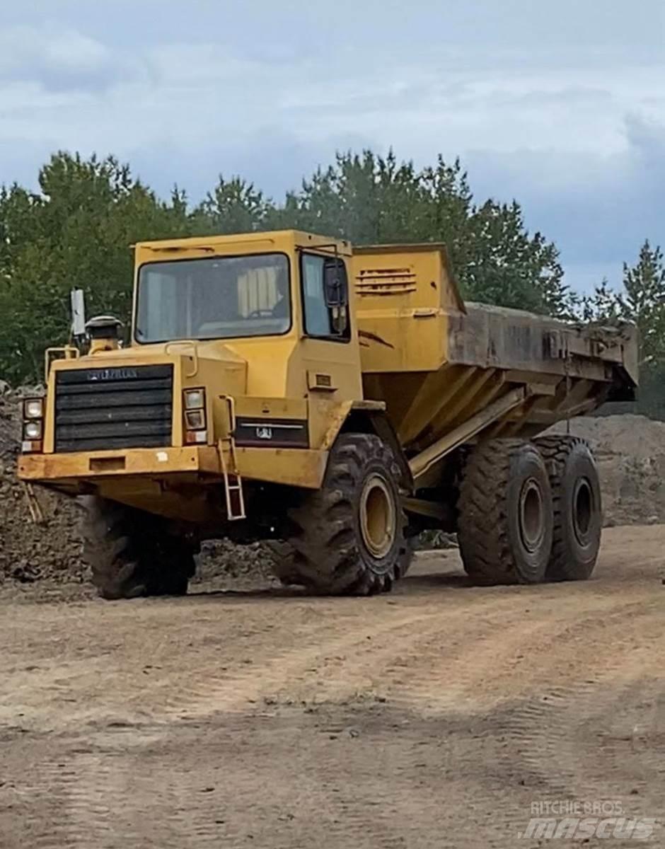CAT D250B Knik dumptrucks