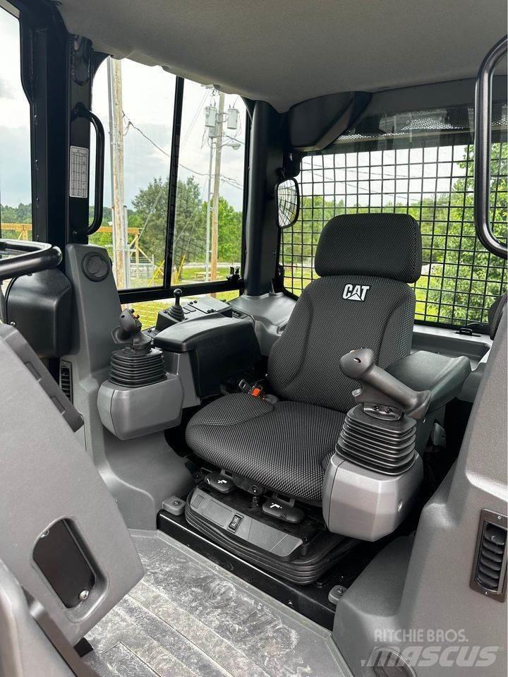 CAT D3 Rupsdozers