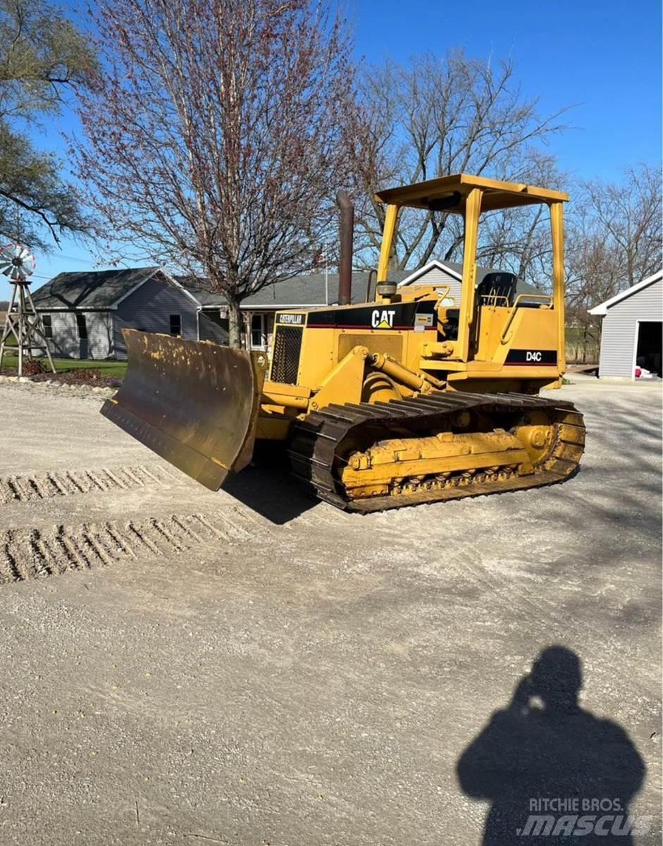 CAT D4C Rupsdozers