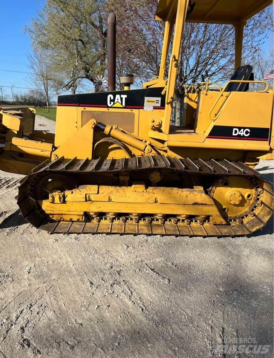 CAT D4C Rupsdozers