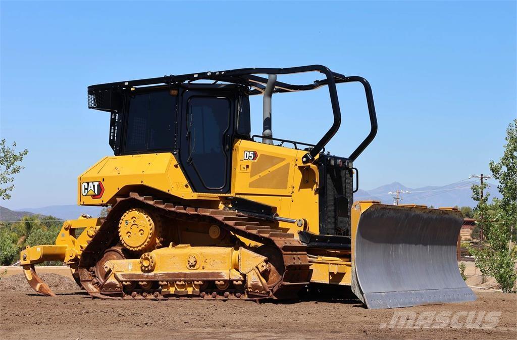 CAT D5 XL Rupsdozers