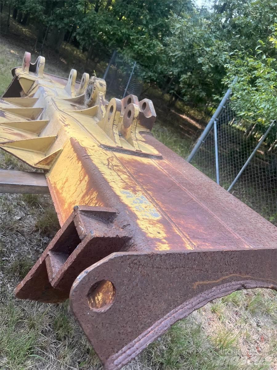 CAT D5K Bladen