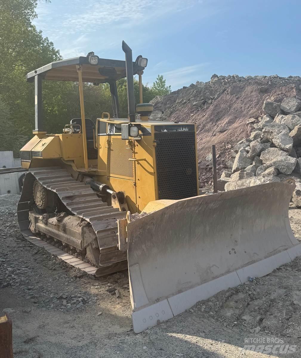 CAT D5M Rupsdozers