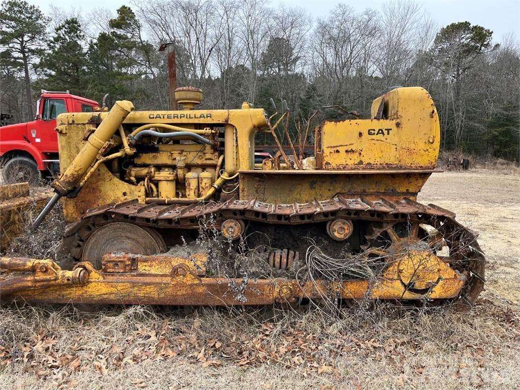 CAT D6 Rupsdozers