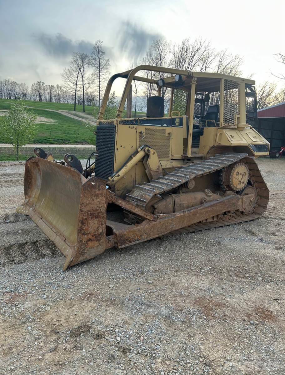 CAT D6M XL Rupsdozers