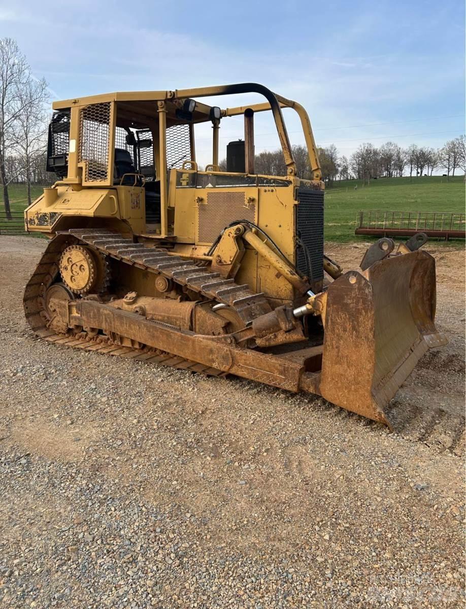 CAT D6M XL Rupsdozers