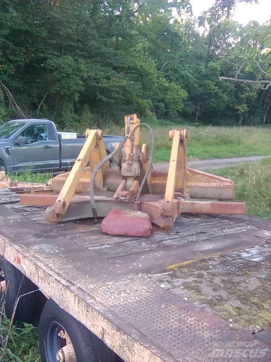 CAT D6R Wegopbrekers